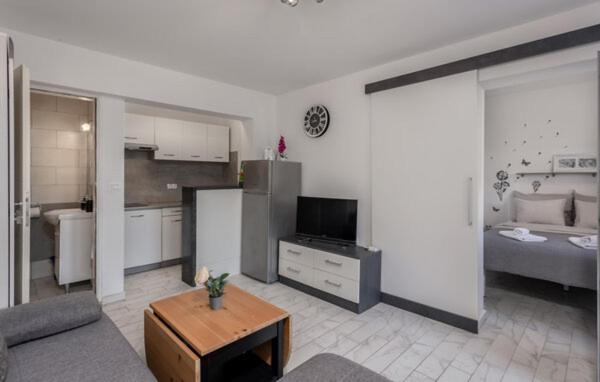 Apartment Sabina&Zoran Malinska Eksteriør billede