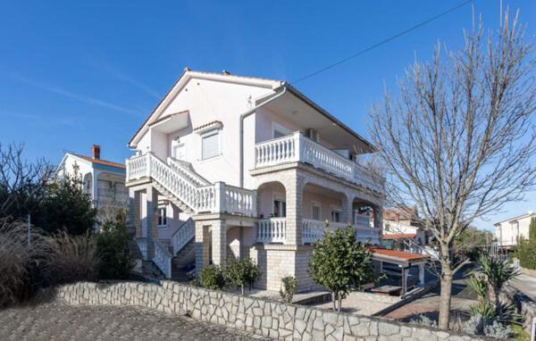 Apartment Sabina&Zoran Malinska Eksteriør billede